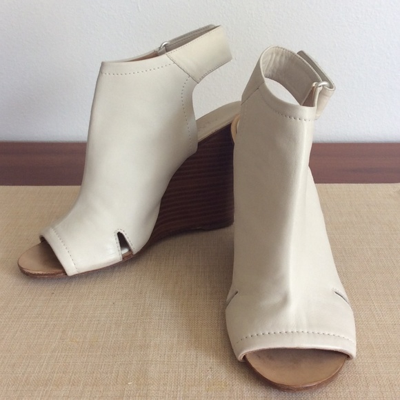 rag & bone Shoes - Rag & Bone Wembley Peep-Toe Wedge Bootie Sz-10/40
